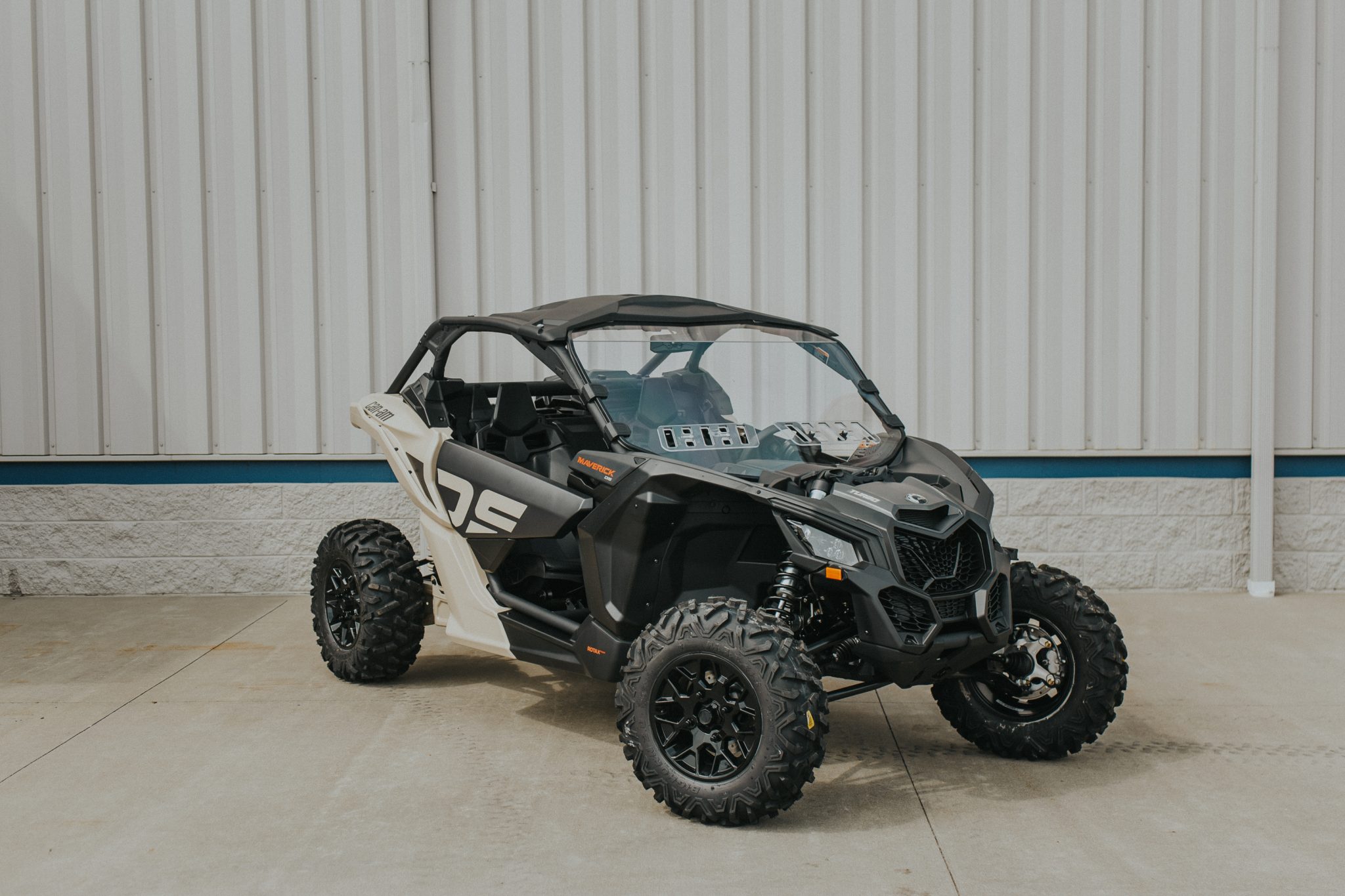 CanAm Maverick X3 Vented Windshield RAD Accessories