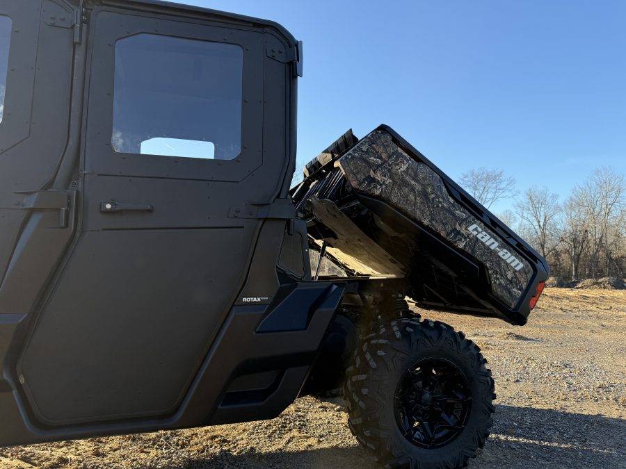 CanAm Defender Power Hydraulic Dump Bed - Image 8