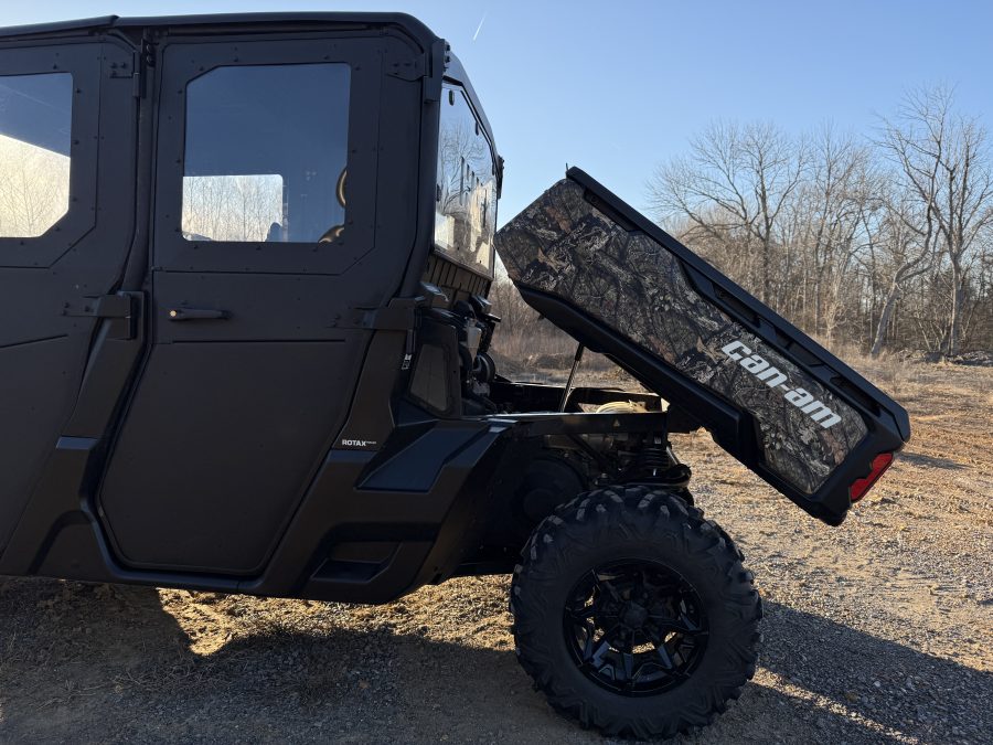 CanAm Defender Power Hydraulic Dump Bed