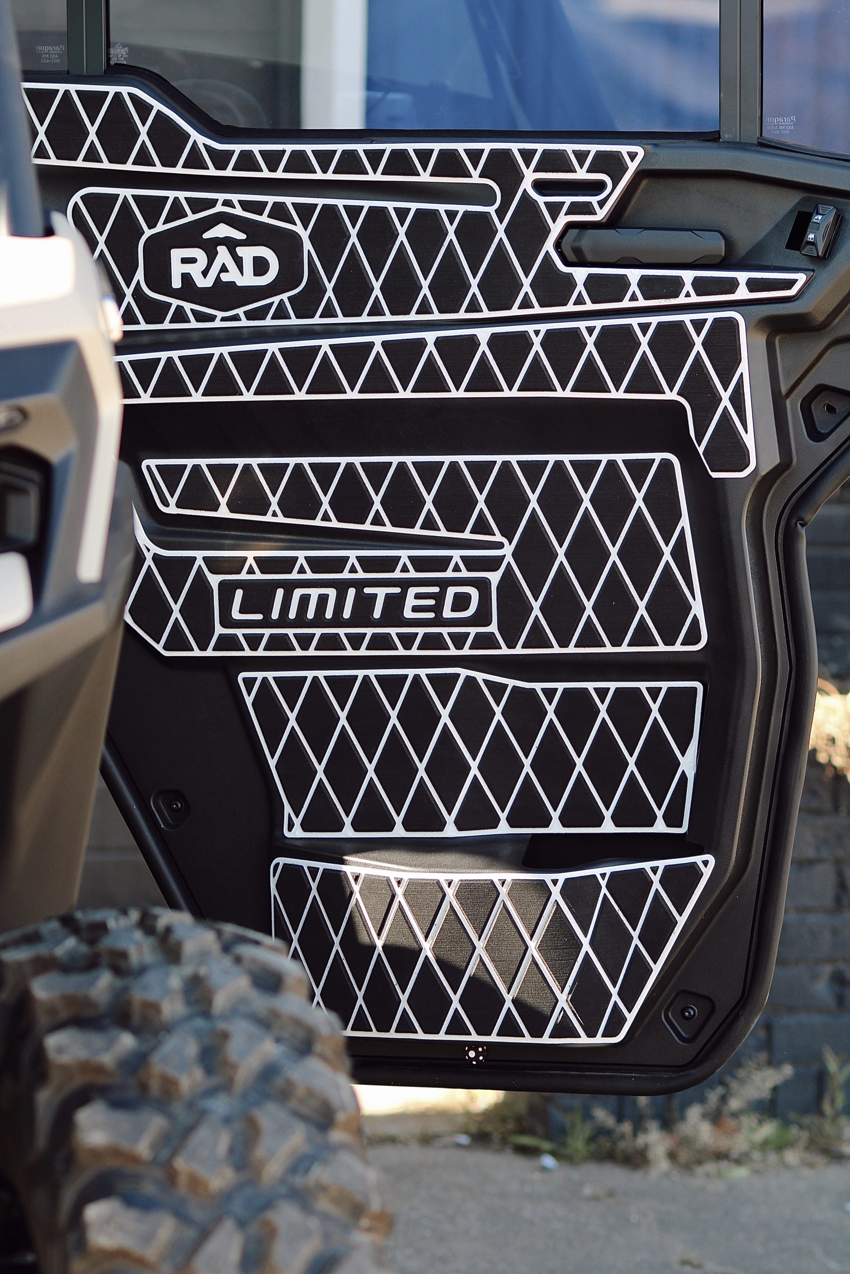 Can-Am Defender HD10 '22-'26 4 Seater Door Panel Kit- Black/White