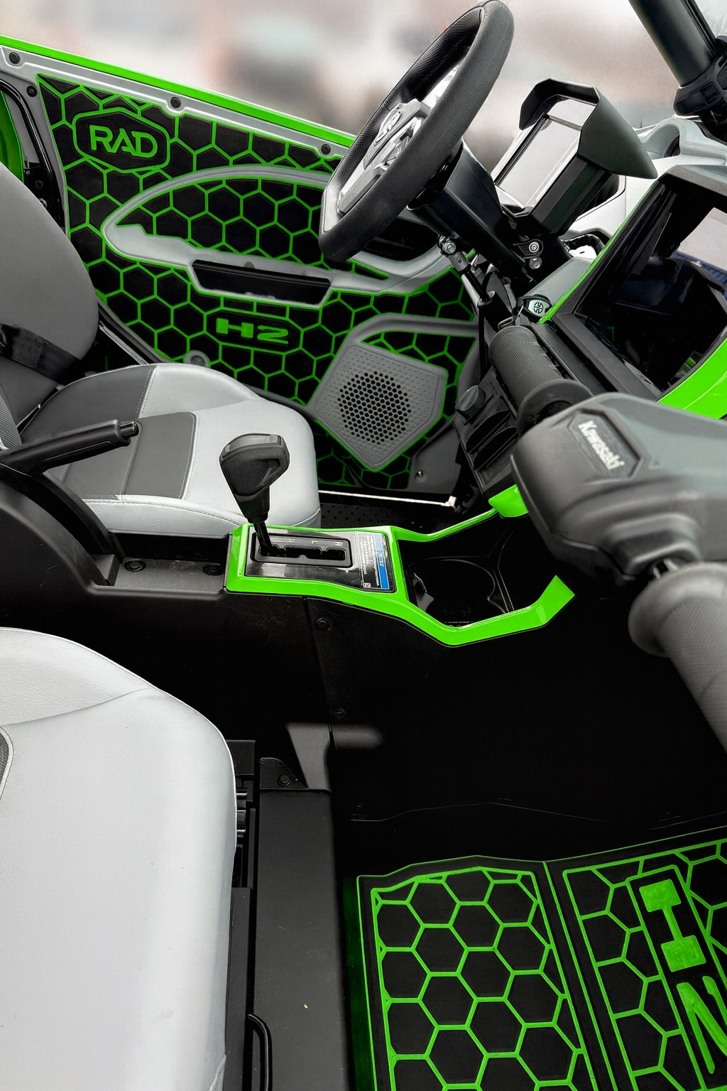 Kawasaki Teryx H2 '25 Door Panel Kit Black/Island Green - Image 5