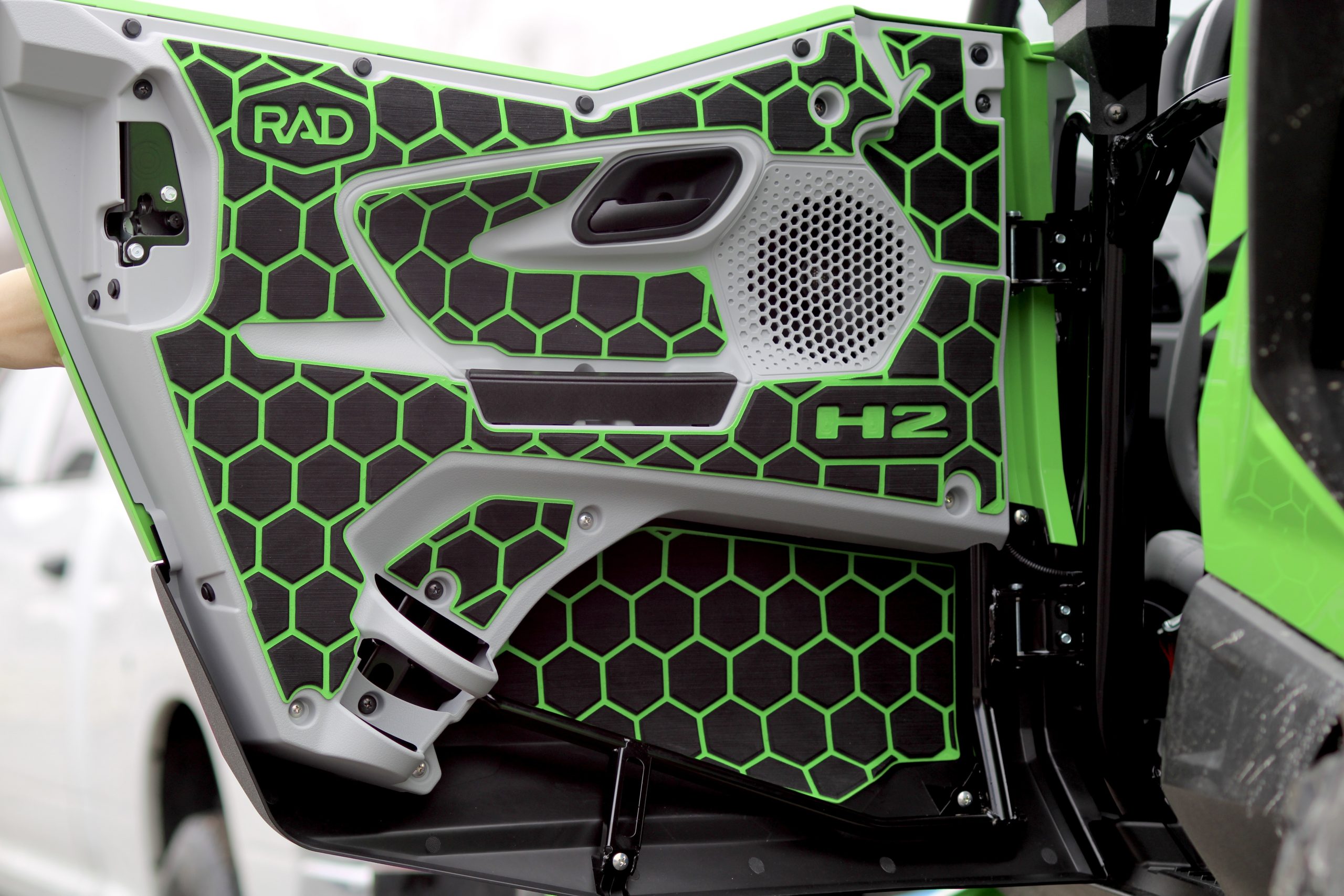 Kawasaki Teryx H2 '25 Door Panel Kit Black/Island Green - Image 2