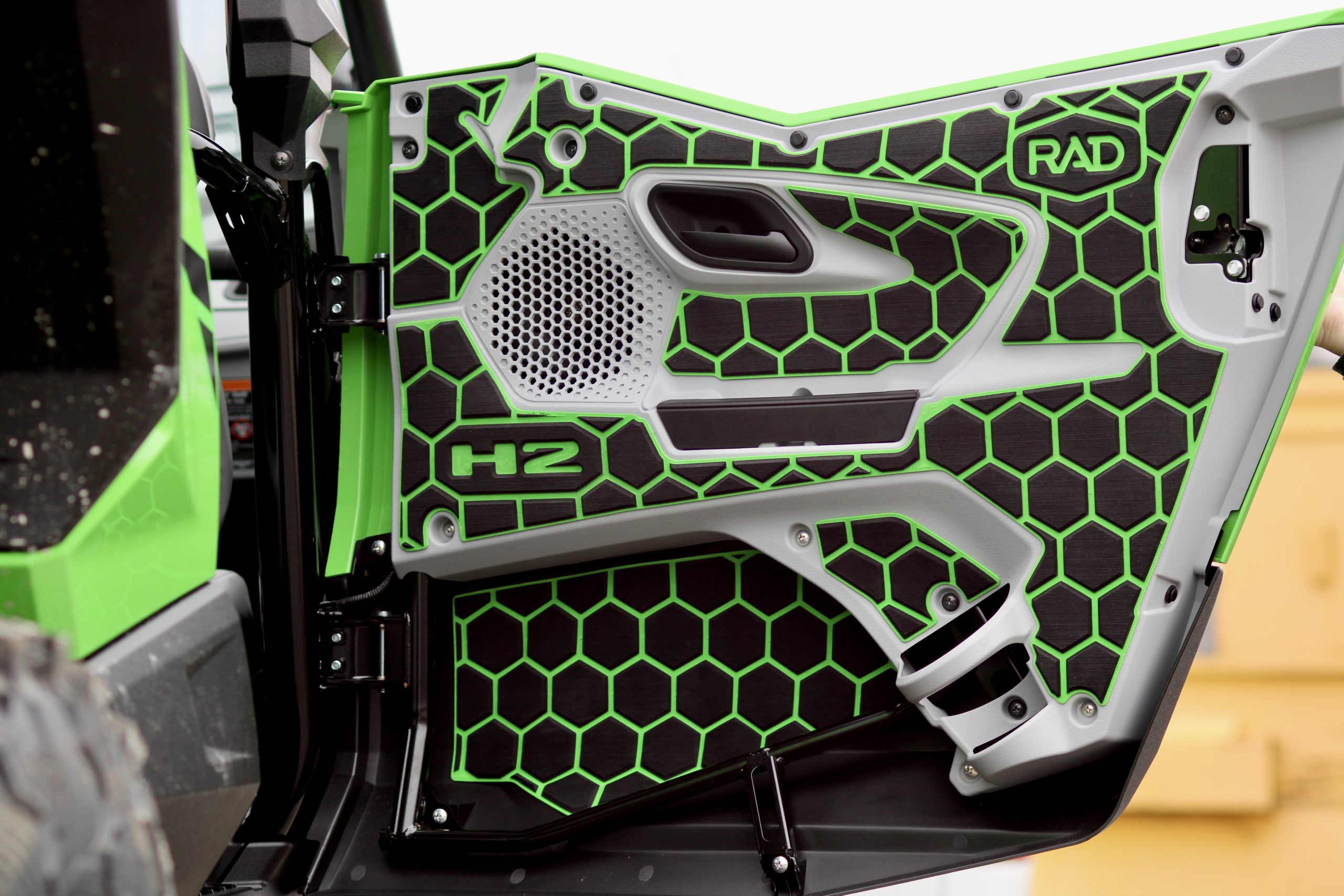 Kawasaki Teryx H2 '25 Door Panel Kit Black/Island Green - Image 4